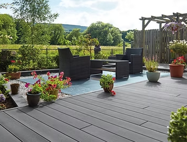 Outdoor Composite Decking_1