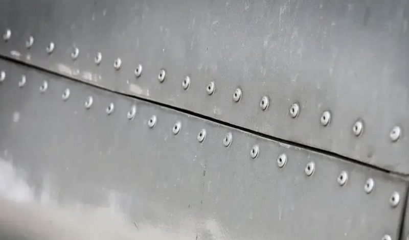 fill unused rivet hole in aluminum panel_1
