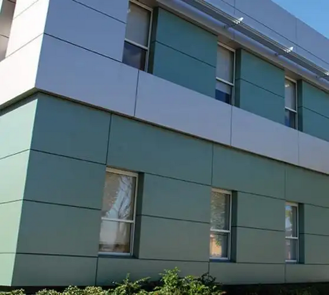 Why Are Aluminum Composite Panel Fabricators Essential for Modern Construction?