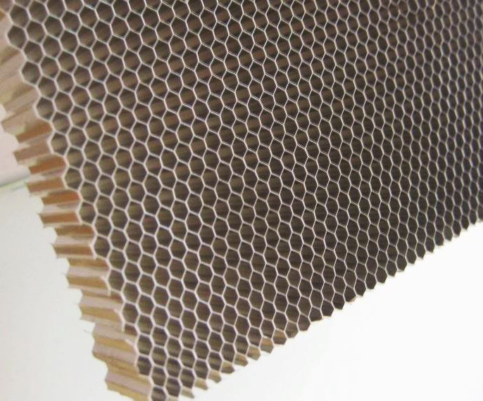 The characteristics and applications of aramid honeycomb