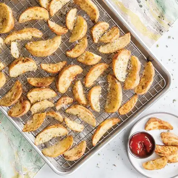 Can You Put Aluminum Foil on A Baking Sheet?