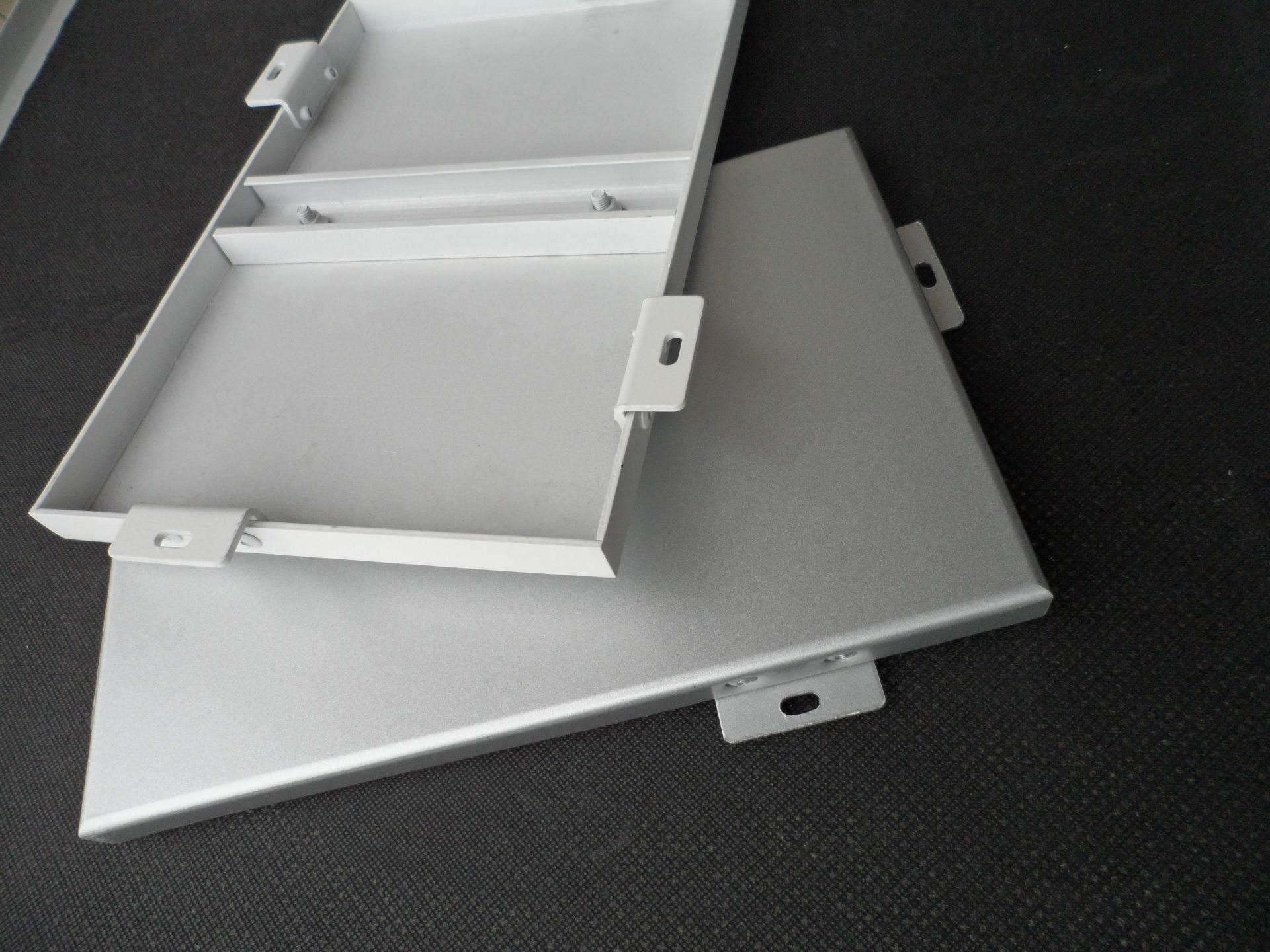 ceiling aluminum veneer (2)