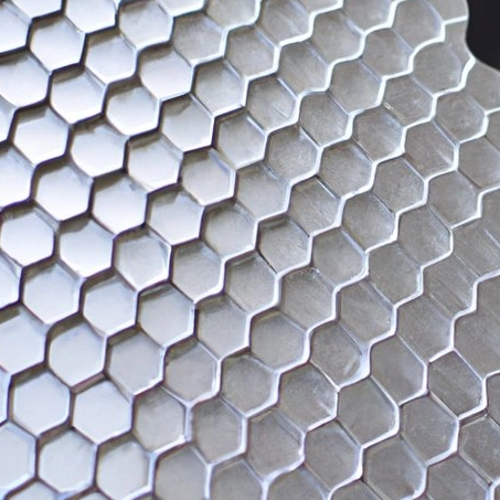 How Do Aluminum Honeycomb Panels Compare to Traditional Materials in Toronto?