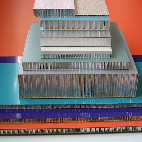 What Are The Benefits of Benefits of Aluminum Honeycomb Sandwich Panels?