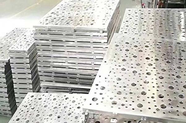 Why is perforated aluminum veneer so popular?