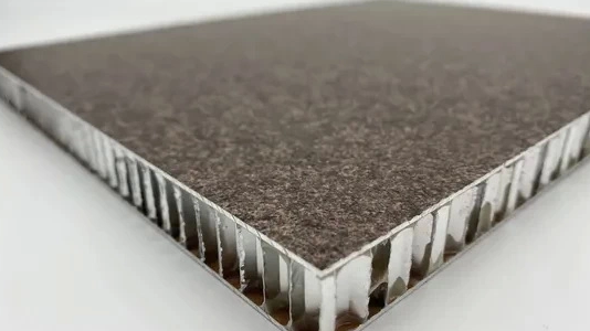 Why Is Lightweight Construction Important with China Stone Aluminum Honeycomb Panels?